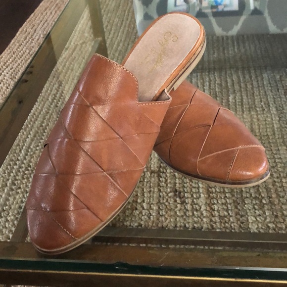 Seychelles Shoes - NEW Seychelles Survival Mule